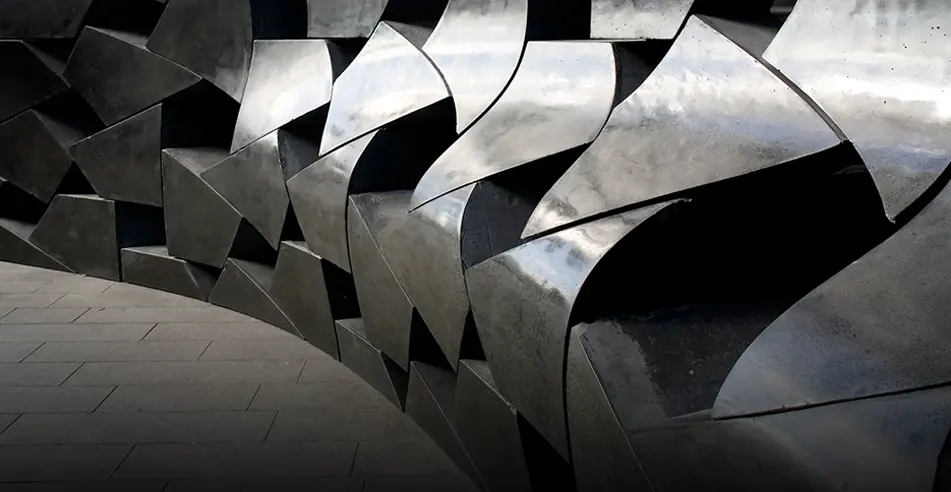 Mirrored architectural sculpture